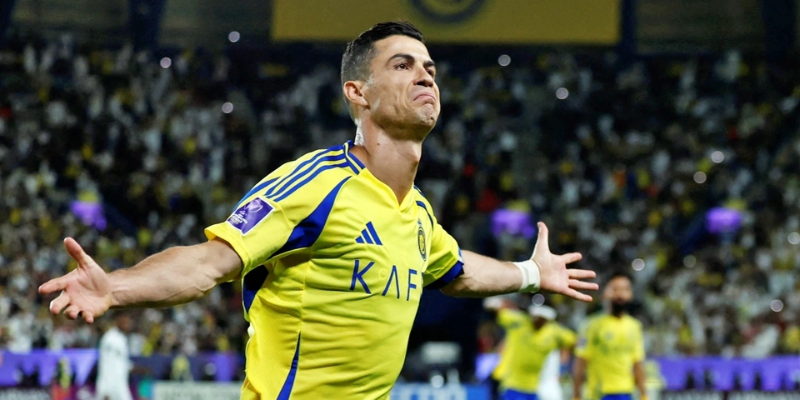 Phân tích phong độ và chiến thuật của các đội bóng